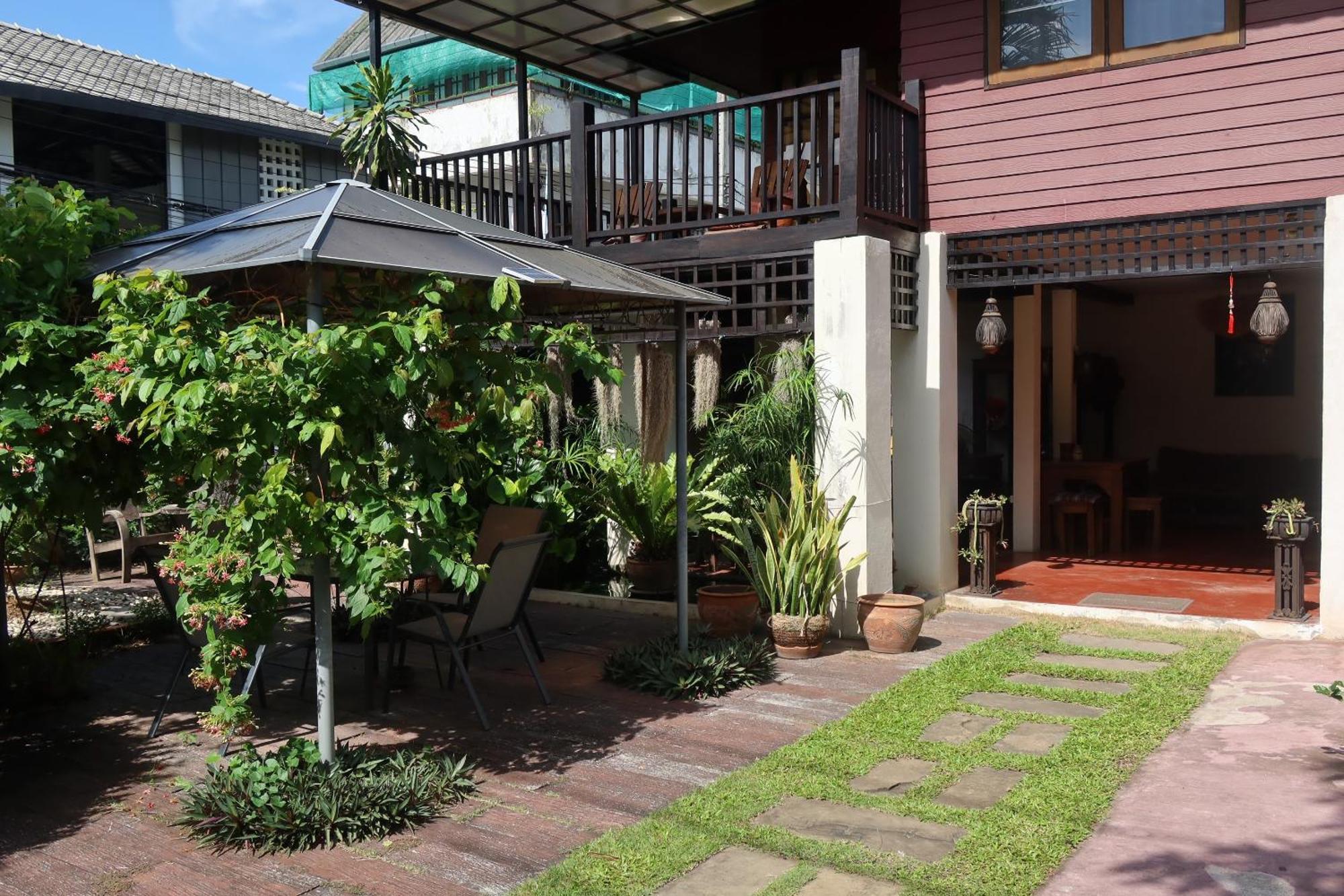 Banjai Garden Guesthouse Chiang Mai Exterior foto